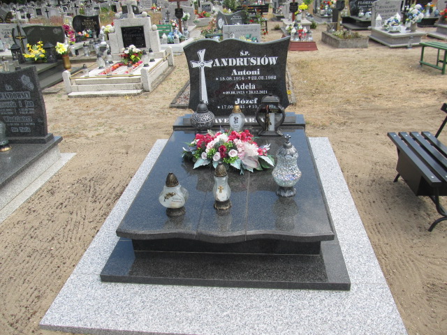 Grób Adela Andrusiów