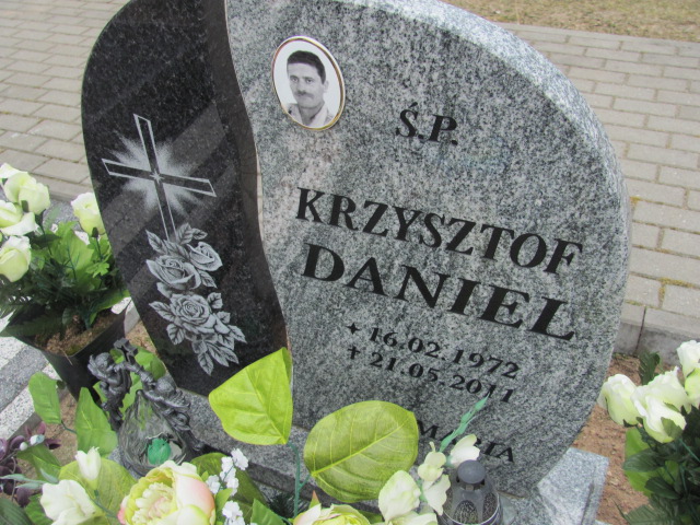 Krzysztof Daniel 1972 Bobrowice - Grobonet - Wyszukiwarka osób pochowanych