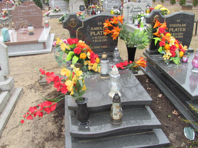 Grób Karolina Płatek