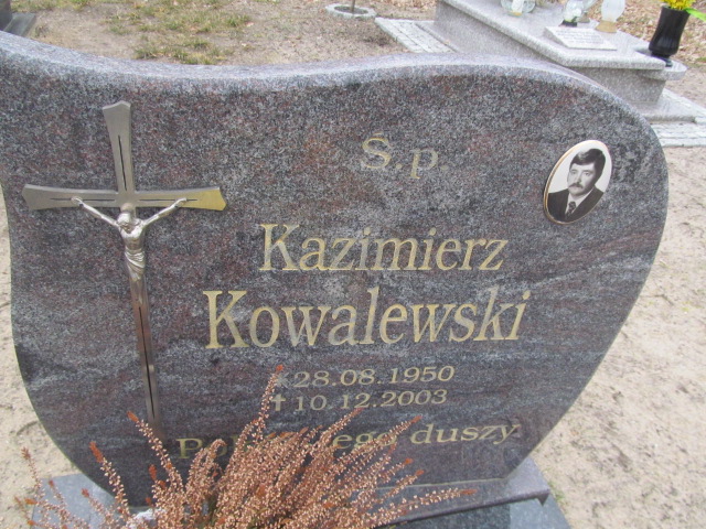 Kazimierz Kowalewski 1950 Bobrowice - Grobonet - Wyszukiwarka osób pochowanych